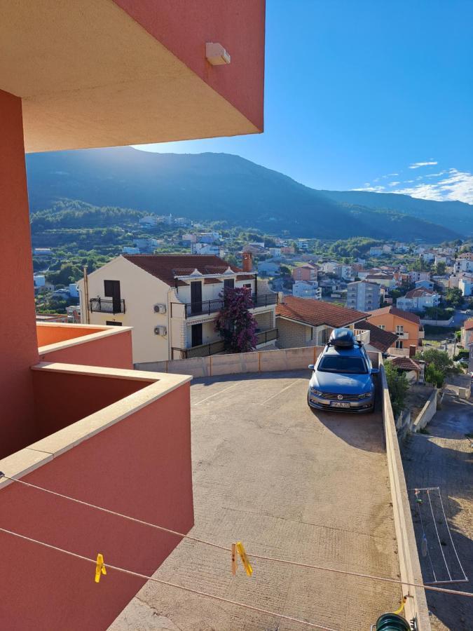 Lifestyle Apartment Podstrana Exterior photo